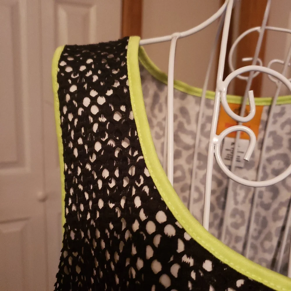 Tank Top - Picture 4 of 5